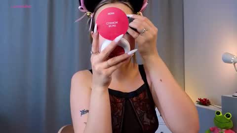 Michelle online show from October 23, 2025, 3:06 am