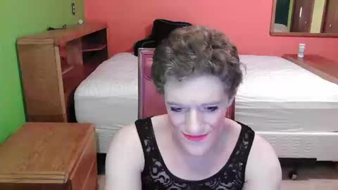 glam trans goddess online show from March 18, 2026, 10:24 pm