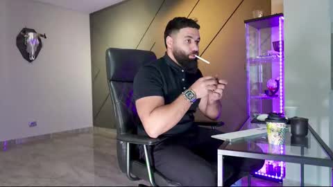 Matthew .. for short call me Matt online show from March 8, 2025, 9:06 am