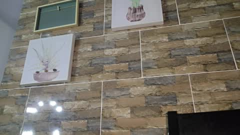 Snapshot of gley_ chatting on April 4, 2026, 11:13 pm Gley online show from April 4, 2026, 11:13 pm