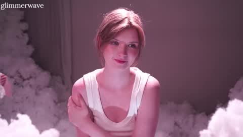 Snapshot of glimmerwave chatting on March 14, 2026, 7:52 pm Gracia online show from March 14, 2026, 7:52 pm