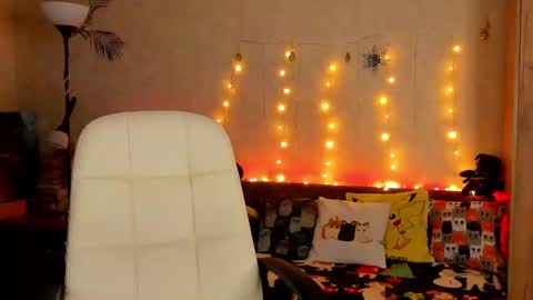 Gloria Wood online show from December 23, 2024, 8:14 pm