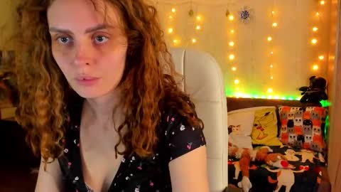 Gloria Wood online show from December 24, 2024, 8:38 pm