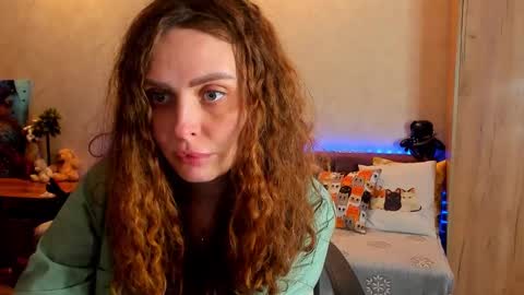 Gloria Wood online show from January 18, 2025, 5:59 pm