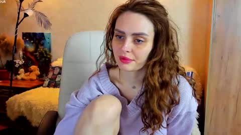 Gloria Wood online show from March 9, 2026, 6:56 pm