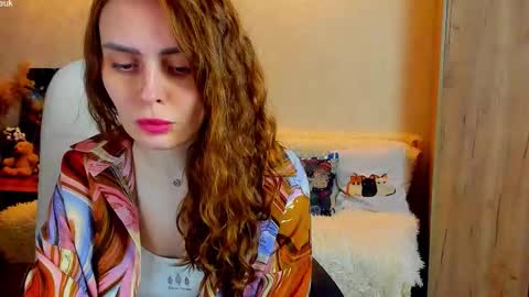 Gloria Wood online show from March 30, 2026, 6:42 pm