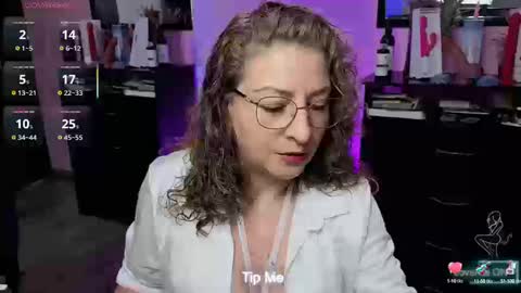 Snapshot of gloriacrespo chatting on September 12, 2025, 5:02 pm gloriacrespo online show from September 12, 2025, 5:02 pm