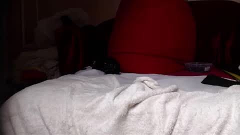 Snapshot of gloriaupperlove chatting on October 17, 2025, 6:27 am Gloria online show from October 17, 2025, 6:27 am