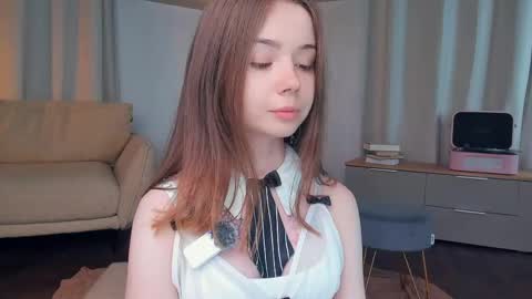 Ann Eliz and Gigi online show from June 6, 2026, 10:36 pm