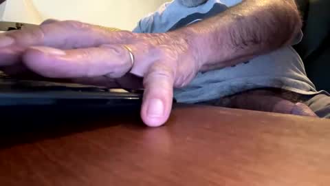 gngnxxx online show from September 27, 2025, 10:37 pm