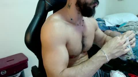 god hunkules online show from April 6, 2026, 6:42 pm