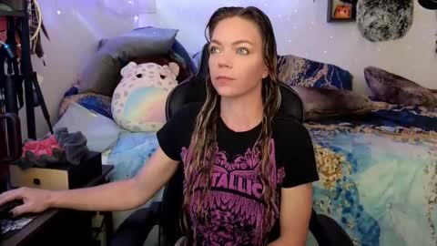 Patricia Mars           Goddess of Mars twitter thegoddessmindy online show from March 4, 2025, 3:37 pm