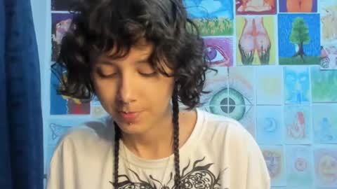 vee online show from February 23, 2025, 5:56 am