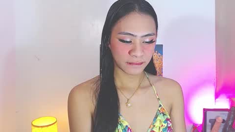 Kyla and Nian online show from November 20, 2025, 9:31 am