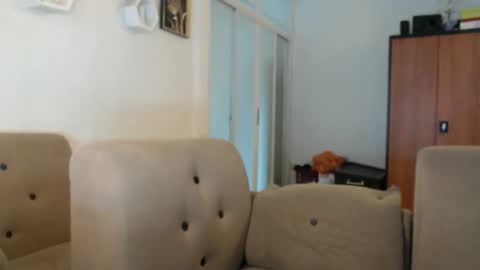 Eva online show from May 29, 2026, 2:42 am