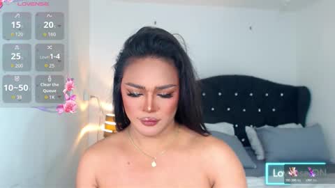 Miss Anna online show from November 30, 2025, 4:44 pm