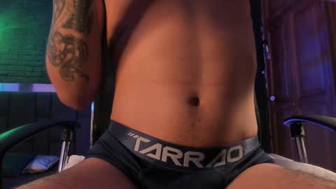 Snapshot of godly_huan chatting on March 4, 2025, 2:10 pm HUAN online show from March 4, 2025, 2:10 pm