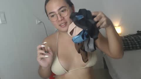 bella online show from January 3, 2025, 3:05 am