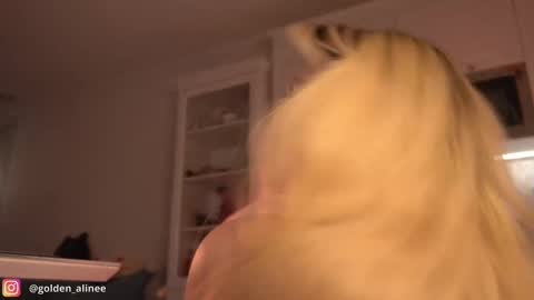 Aline meow   online show from February 23, 2025, 9:59 pm