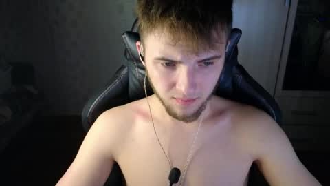 Golden boyyy21 online show from April 6, 2026, 9:38 pm