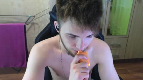 Golden boyyy21 online show from April 11, 2026, 2:49 am