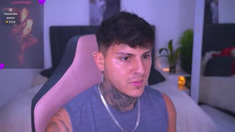 goldenatlasx online show from March 27, 2026, 7:57 pm