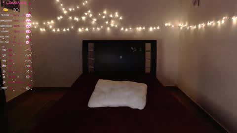 goldencandycotton online show from February 20, 2025, 11:21 pm