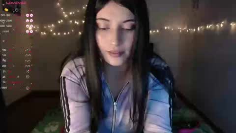 goldencandycotton online show from February 26, 2025, 5:07 pm