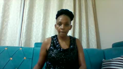 goldenmusexo online show from May 31, 2026, 6:09 pm