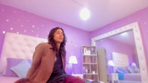 Snapshot of goldentemptation_ chatting on February 25, 2026, 7:45 pm goldentemptation_ online show from February 25, 2026, 7:45 pm