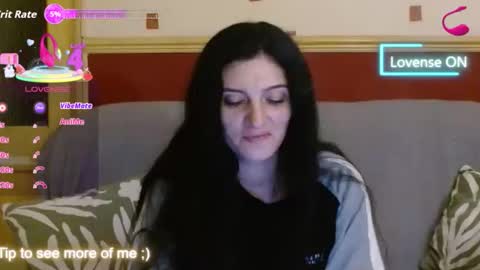 goldgirl89763 online show from October 26, 2025, 12:05 am