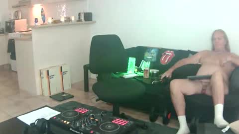 goldyguy011 online show from May 26, 2026, 12:28 am