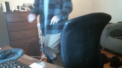 goleafzgo online show from December 8, 2024, 10:57 pm