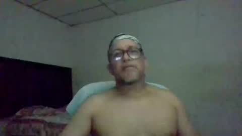 golons17 online show from April 29, 2026, 5:11 am