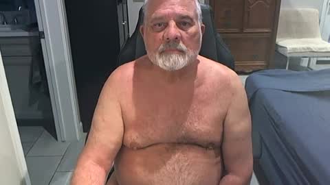 Michael online show from April 16, 2026, 1:23 pm