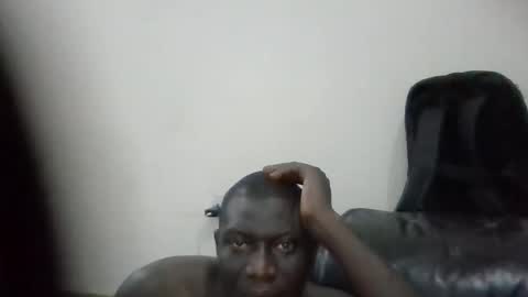 Sexy Black Model online show from December 18, 2025, 10:16 pm