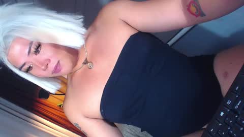 Snapshot of gorgeous_devilxxx chatting on April 26, 2026, 4:21 am Samantha online show from April 26, 2026, 4:21 am