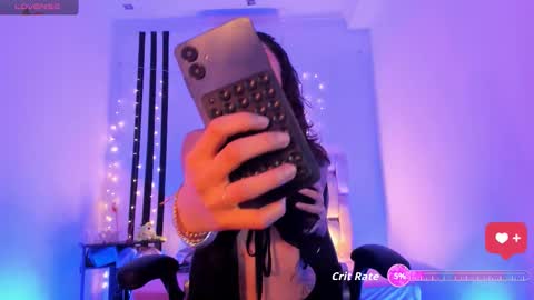 i am Jessi  I love animals and drawing I hope to get along with everyone. XOXO online show from January 31, 2026, 8:07 pm