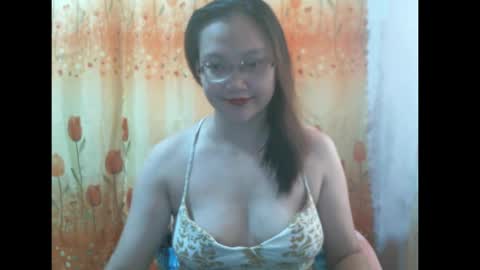 gorgeousmama online show from February 16, 2025, 3:15 am