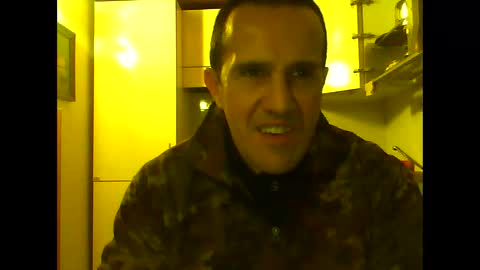 gorillonexxx online show from February 8, 2025, 5:18 pm