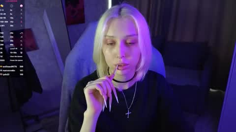 Violeta online show from November 11, 2025, 9:42 am