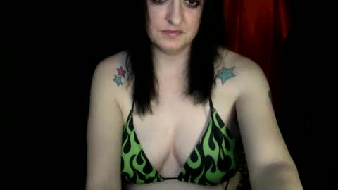 Kitten online show from December 31, 2024, 2:29 am