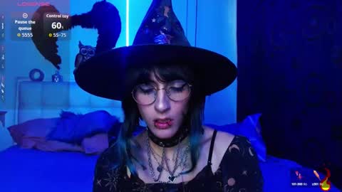 Snapshot of goth_minerva chatting on September 10, 2025, 1:55 pm goth_minerva online show from September 10, 2025, 1:55 pm