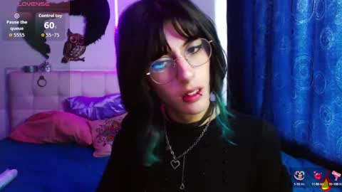 Snapshot of goth_minerva chatting on September 12, 2025, 1:55 pm goth_minerva online show from September 12, 2025, 1:55 pm