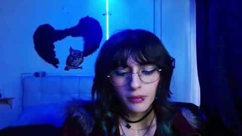 Snapshot of goth_minerva chatting on September 18, 2025, 1:46 pm goth_minerva online show from September 18, 2025, 1:46 pm