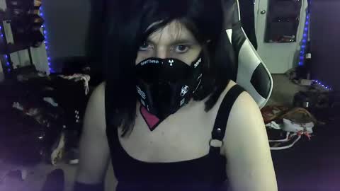 Victoriana online show from January 14, 2025, 1:15 am