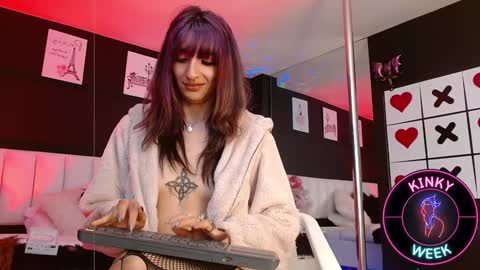 Snapshot of gotthic_met chatting on January 18, 2025, 10:28 am Meredith Alessandra online show from January 18, 2025, 10:28 am