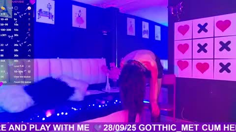 Snapshot of gotthic_met chatting on September 29, 2025, 4:50 am Meredith Alessandra online show from September 29, 2025, 4:50 am
