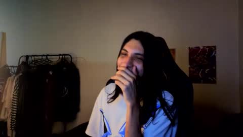 angelito tu novio online show from November 23, 2025, 3:17 am