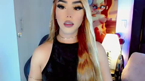 Snapshot of grace24hot chatting on February 15, 2026, 11:01 pm Grace online show from February 15, 2026, 11:01 pm